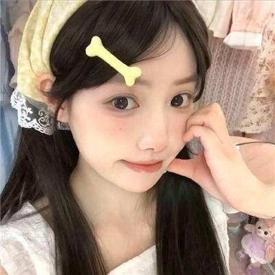 在凡妲的小房间里